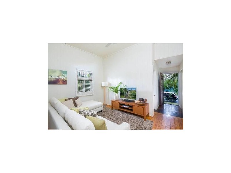 40 Leonard Street, Woolloongabba QLD 4102