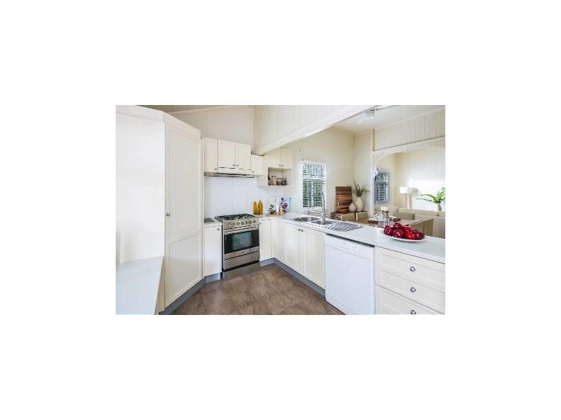 40 Leonard Street, Woolloongabba QLD 4102