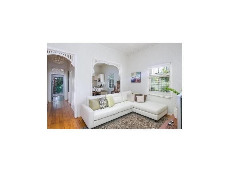 40 Leonard Street, Woolloongabba QLD 4102