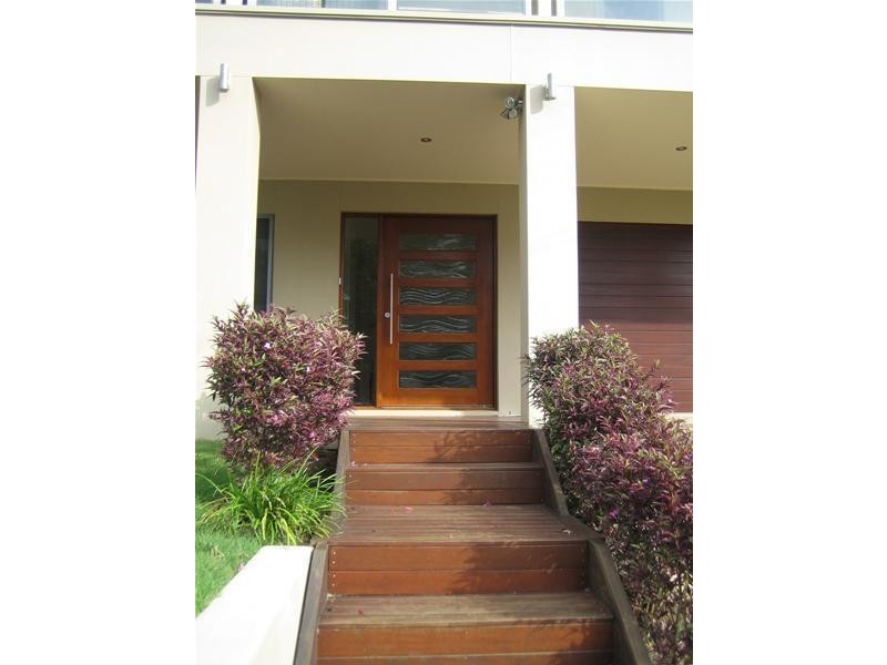 10 Bower Street, Dutton Park QLD 4102