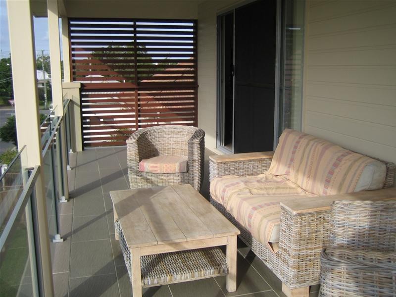 10 Bower Street, Dutton Park QLD 4102