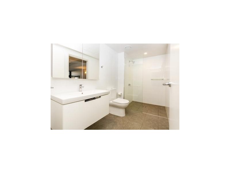 1084/9 Edmondstone Street, South Brisbane QLD 4101