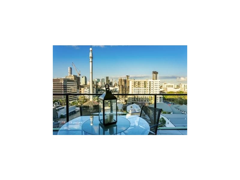 1084/9 Edmondstone Street, South Brisbane QLD 4101