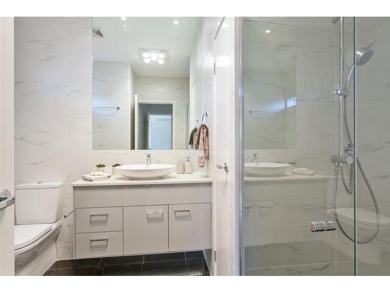 20/141 Dornoch  Terrace, Highgate Hill QLD 4101