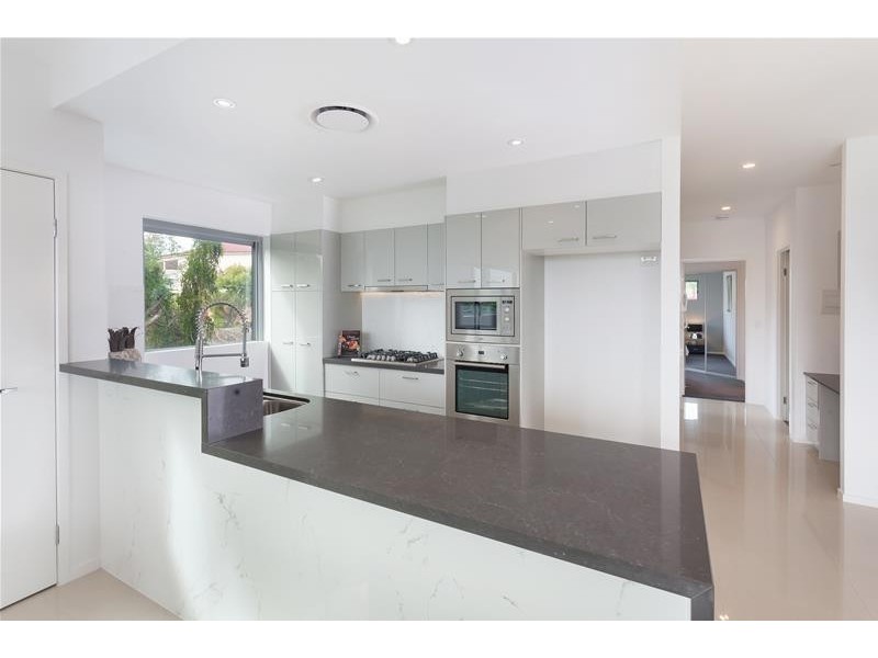 20/141 Dornoch  Terrace, Highgate Hill QLD 4101