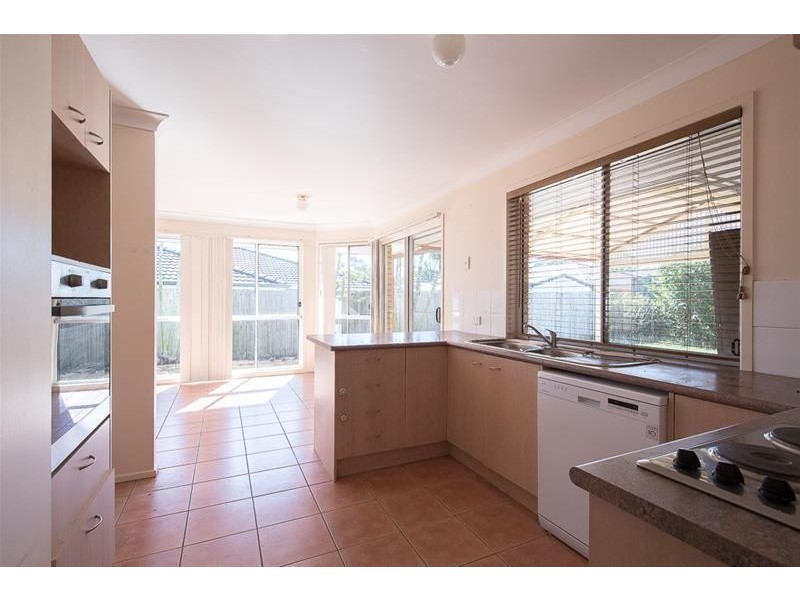 35 Manettia Street, Wynnum West QLD 4178