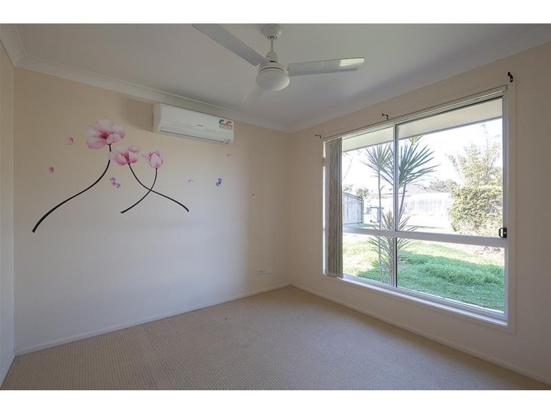 35 Manettia Street, Wynnum West QLD 4178