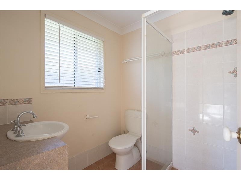 35 Manettia Street, Wynnum West QLD 4178