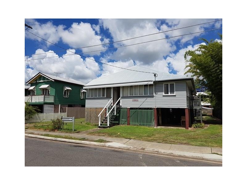 1/26 Lilly Street, Greenslopes QLD 4120