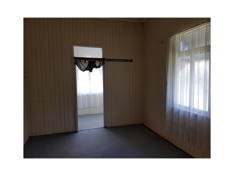 1/26 Lilly Street, Greenslopes QLD 4120