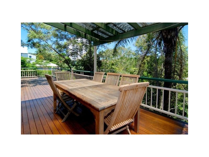 2 Ganges Street, West End QLD 4101