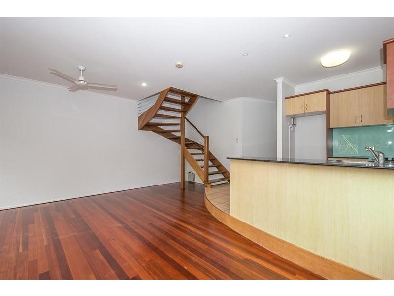 22 Hoogley Street, West End QLD 4101