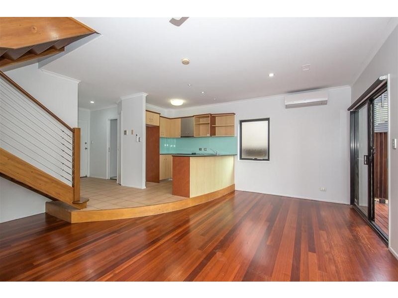 22 Hoogley Street, West End QLD 4101