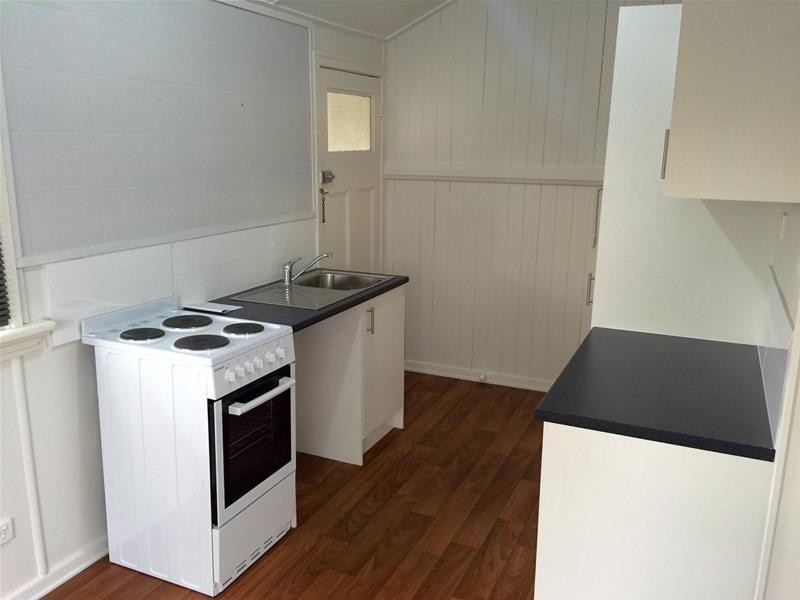 1/15 Ross  Street, Woolloongabba QLD 4102