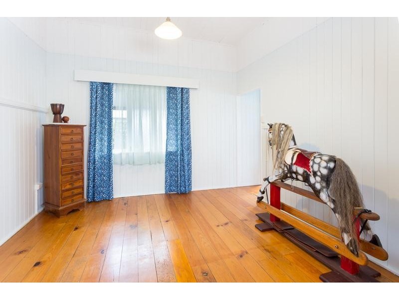 1 Rosecliffe Street, Highgate Hill QLD 4101