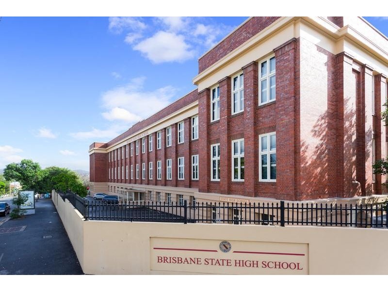 1 Rosecliffe Street, Highgate Hill QLD 4101