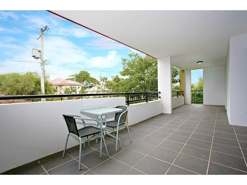 9N/1884 Logan Road, Upper Mount Gravatt QLD 4122
