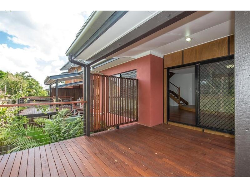 22 Hoogley Street, West End QLD 4101