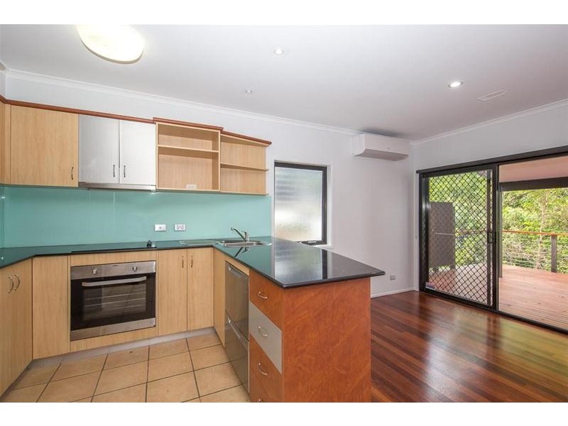 22 Hoogley Street, West End QLD 4101