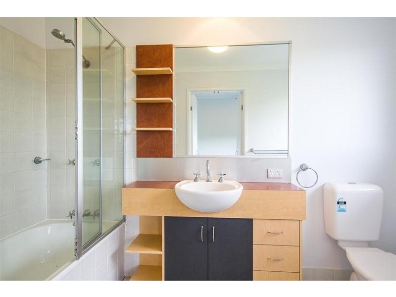 22 Hoogley Street, West End QLD 4101