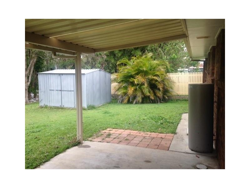 42 Lawn Terrace, Capalaba QLD 4157