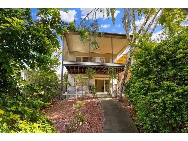 28 Kent Street, Coorparoo QLD 4151