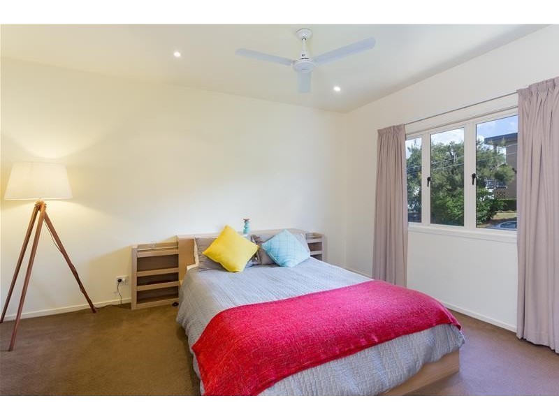 28 Kent Street, Coorparoo QLD 4151