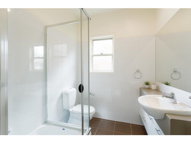 28 Kent Street, Coorparoo QLD 4151