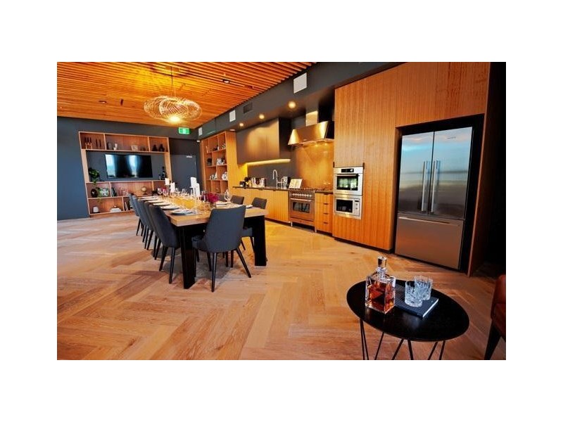 1803/4 Edmondstone  Street, South Brisbane QLD 4101