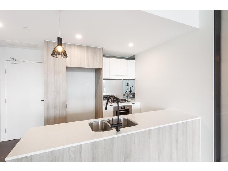 1803/4 Edmondstone  Street, South Brisbane QLD 4101