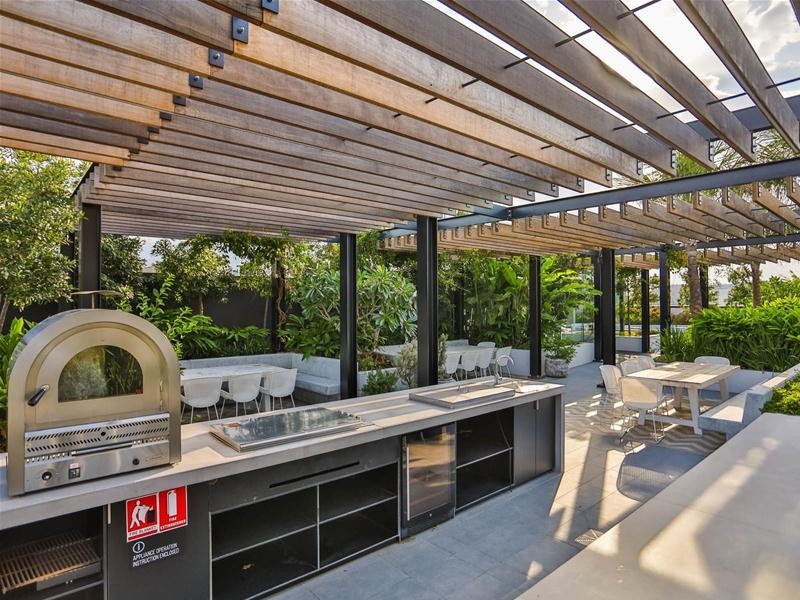 21402/19 Wilson Street, West End QLD 4101