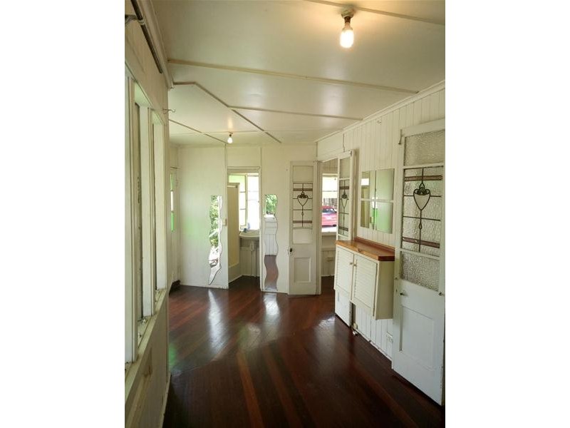 1/5 Albert Street, Woolloongabba QLD 4102