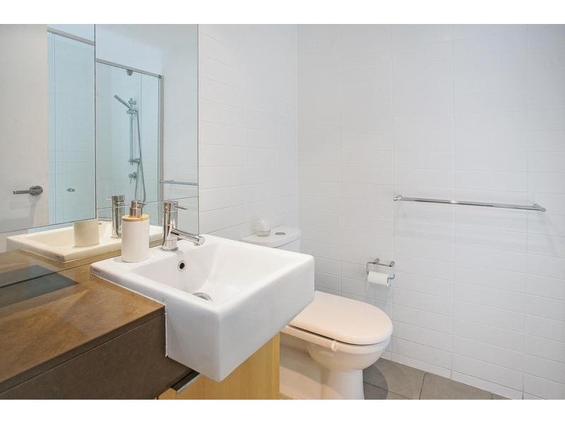 257/10 Pidgeon Close, West End QLD 4101