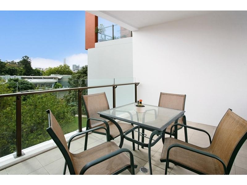 257/10 Pidgeon Close, West End QLD 4101