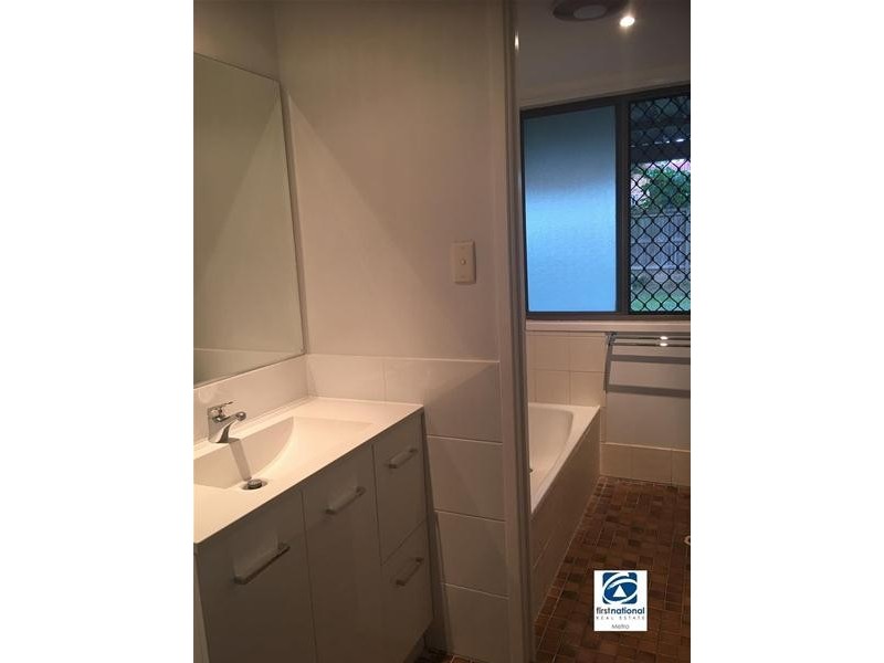 26 Pallert  Street, Middle Park QLD 4074