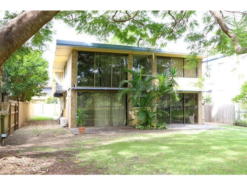 59a Ormadale Street, Yeronga QLD 4104