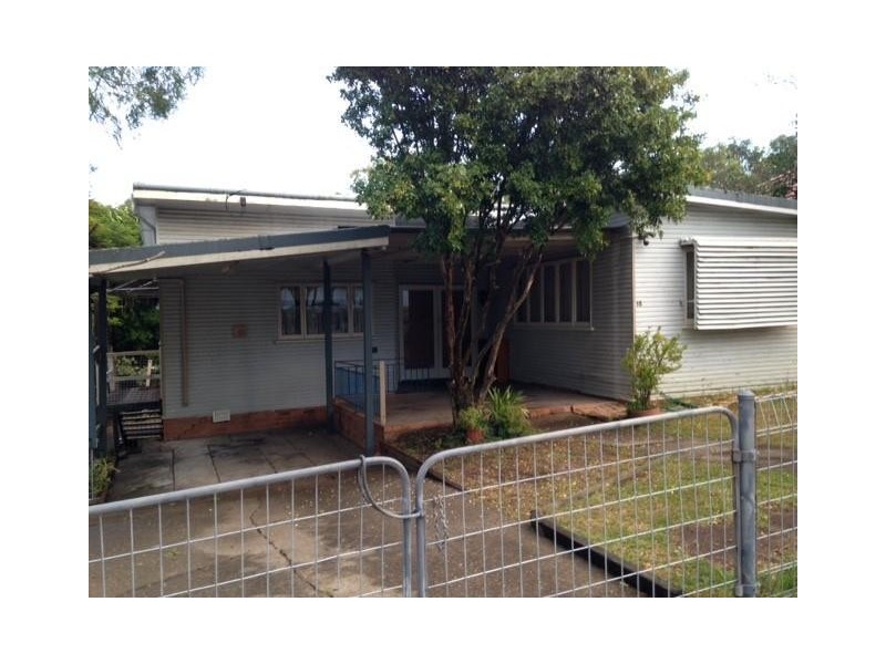 13 Chadwick Street, Tarragindi QLD 4121