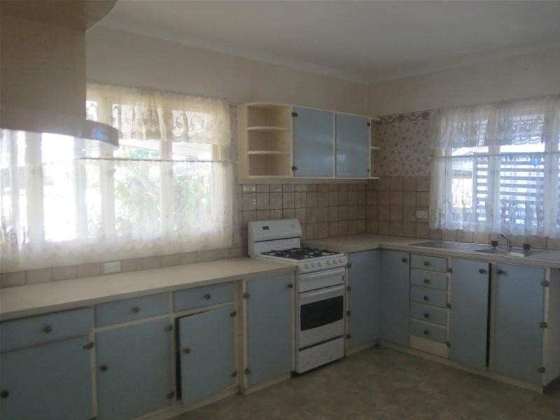 13 Chadwick Street, Tarragindi QLD 4121