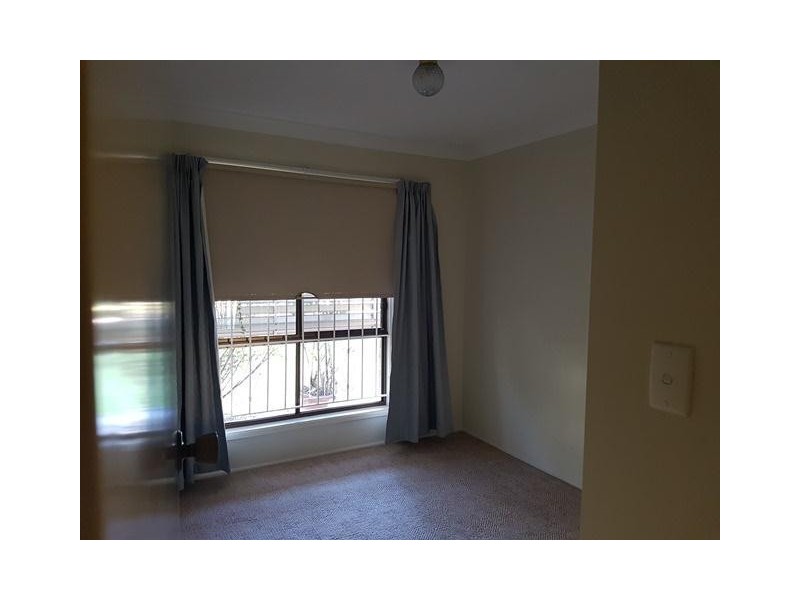 91 Peverell Street, Hillcrest QLD 4118