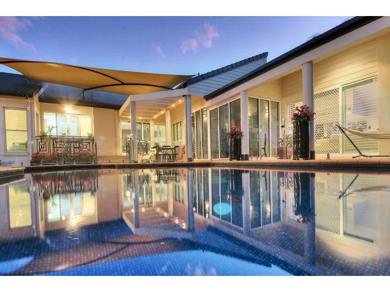 11 Capstan Place, Macgregor QLD 4109