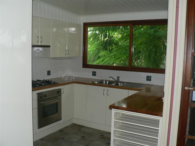 33 Toohey Street, Woolloongabba QLD 4102