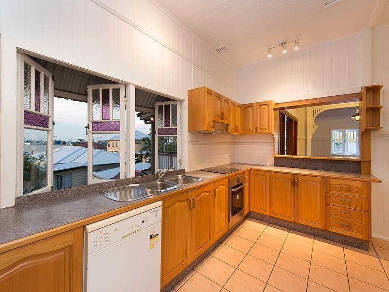 15 Ponsonby Street, Annerley QLD 4103