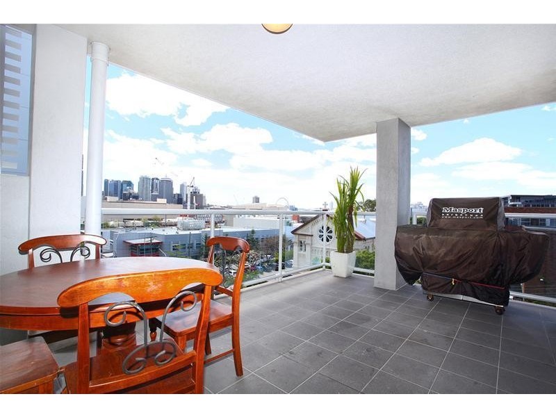 504/8 Cordelia Street, South Brisbane QLD 4101