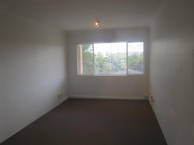 8/31 Qualtrough Street, Woolloongabba QLD 4102