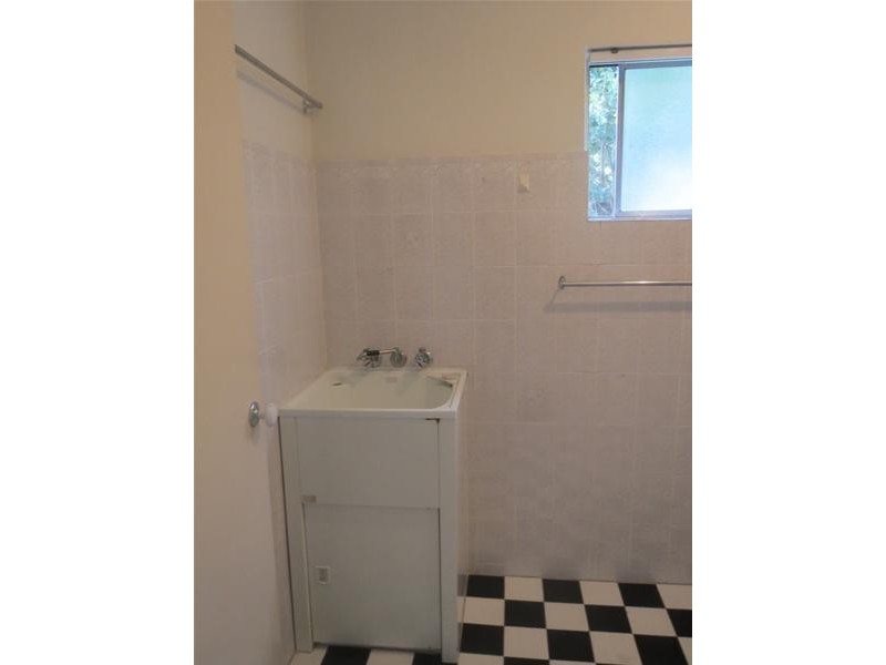 8/31 Qualtrough Street, Woolloongabba QLD 4102