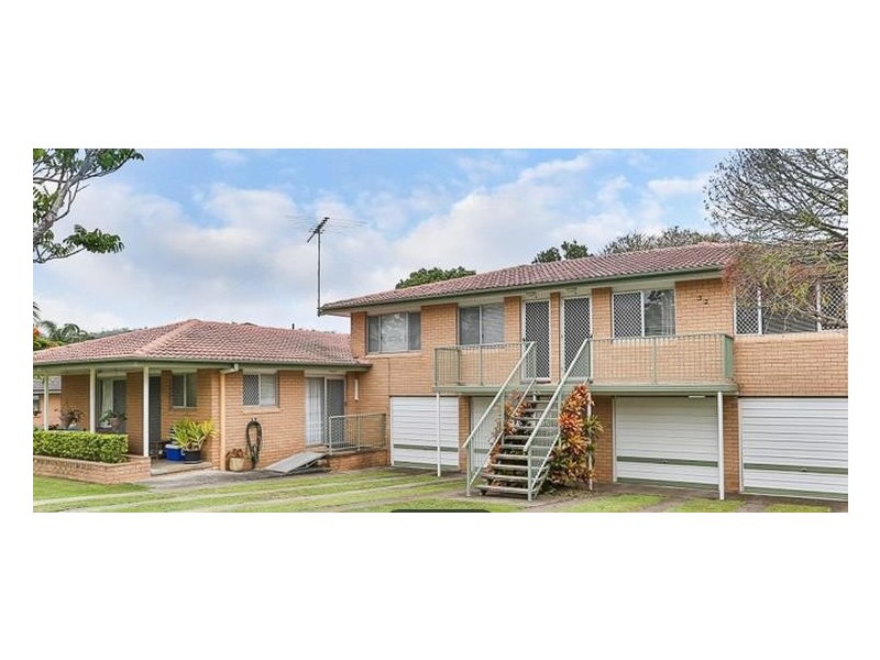 2/32 Fairlawn Street, Nathan QLD 4111