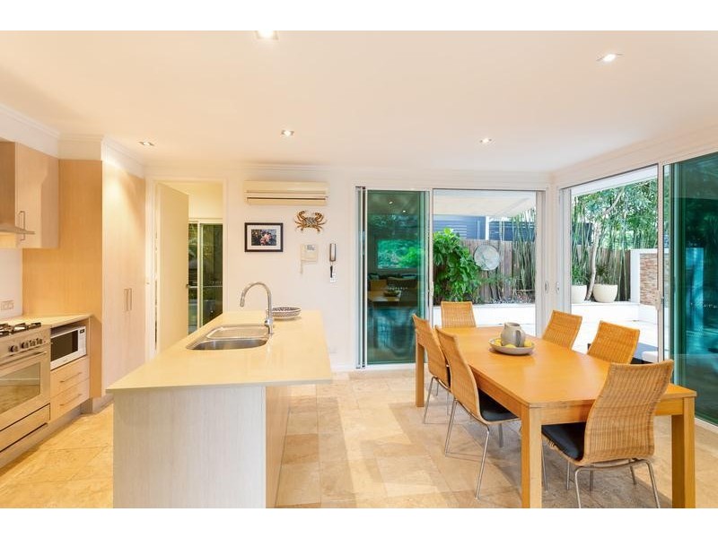 35 Archibald Street, West End QLD 4101