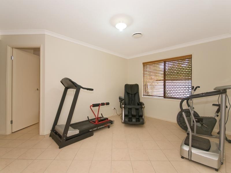 72 Bowhill Road, Willawong QLD 4110