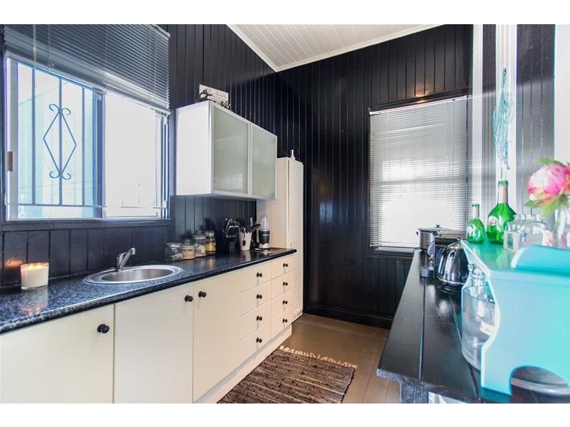 21 Mayneview Street, Milton QLD 4064