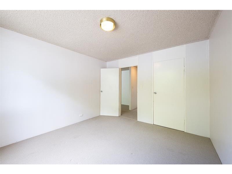 2/10 Carlow Street, West End QLD 4101